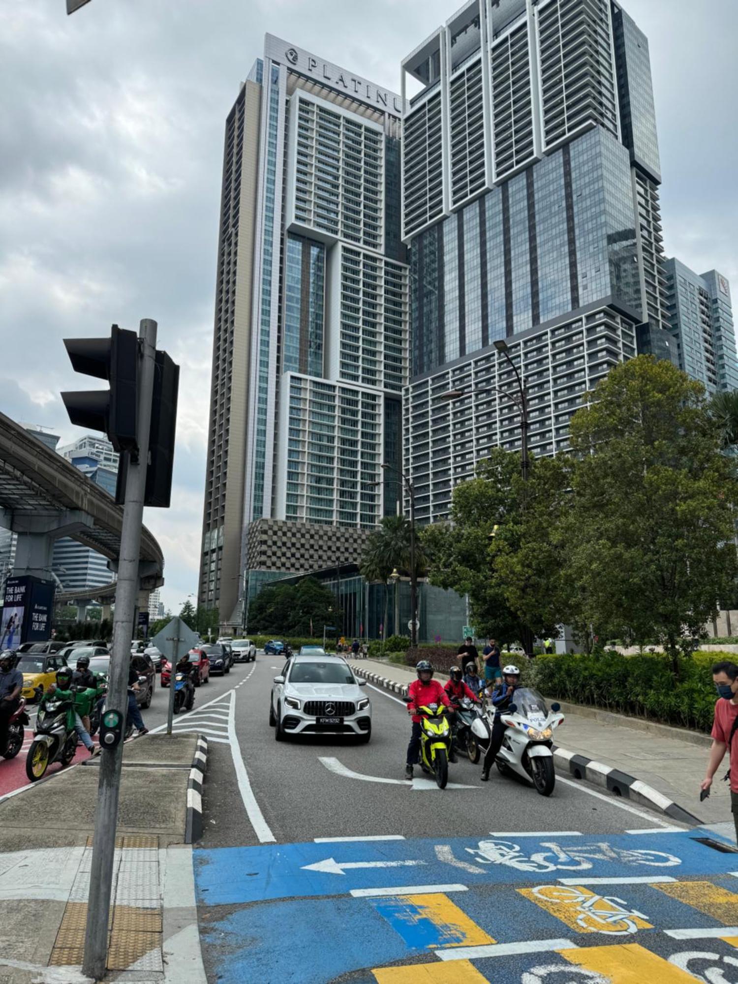 Pangsapuri The Platinum Klcc By Classy *